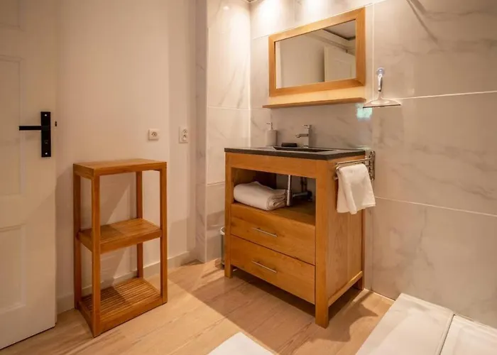 Mummery - T2 Pied Piste Vue Parking Terrasse Chamonix Mont Blanc